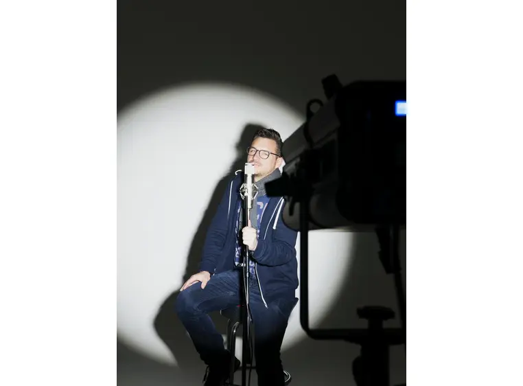 EUROLITE LED PFE-100 RGBW Profile Spot 