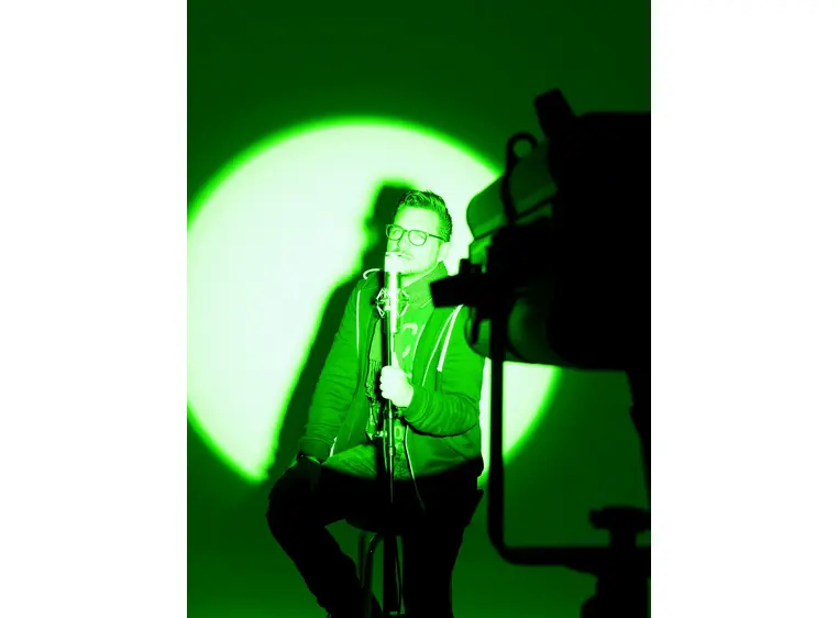 EUROLITE LED PFE-100 RGBW Profile Spot 