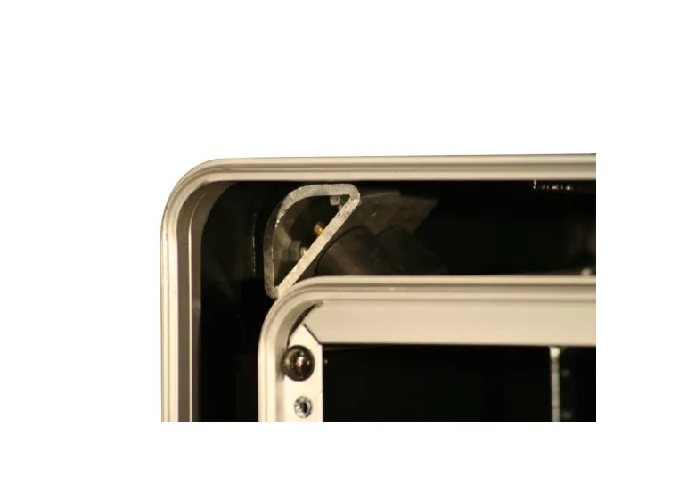 Gator G-SHOCK-16L 16U ATA Molded PE Shock Rack w/ Rubber 