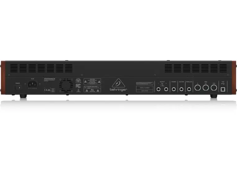 Behringer Deepmind 6 Synthesizer 