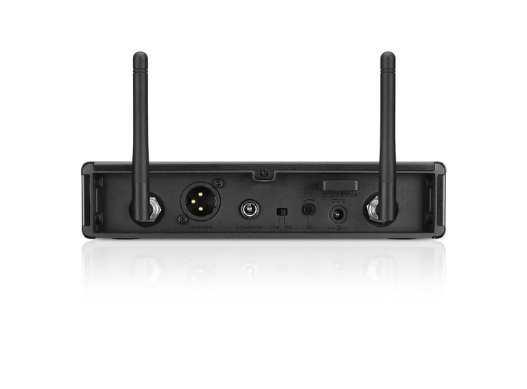 Sennheiser XSW 2-835-A Vocal set Frequency range: A (548-572 MHz) 