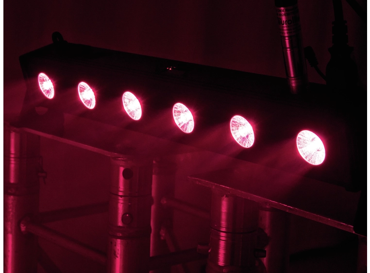 Eurolite LED BAR-6 QCL RGBA Bar 