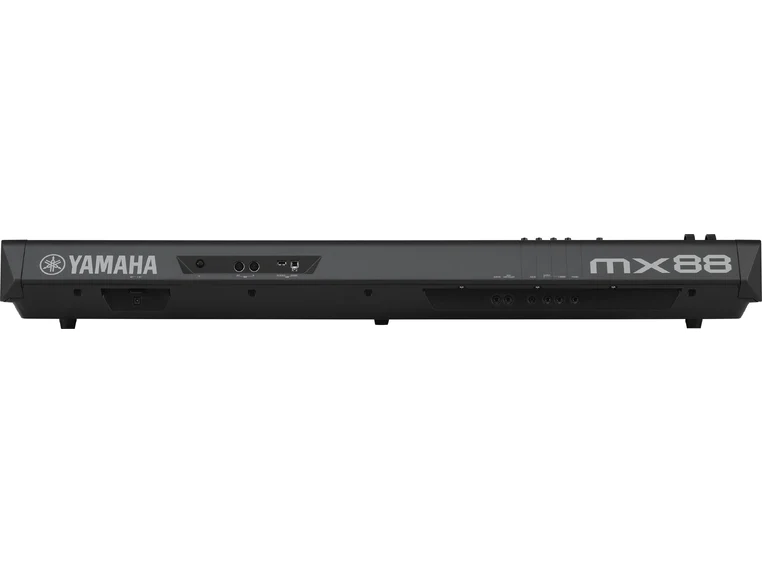 Yamaha MX 88 Synthesizer 