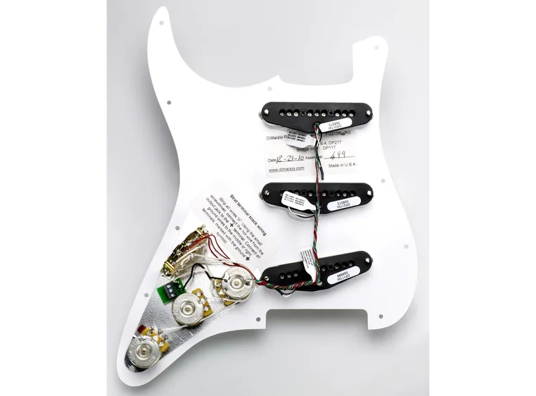 DiMarzio FG2108WA3 Pre-wired Pickguard Strat HS 