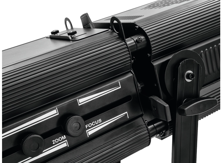 EUROLITE LED PFE-250 3000K Profile Spot 