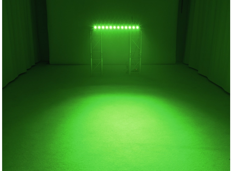 Eurolite LED BAR-12 QCL RGBW Bar 