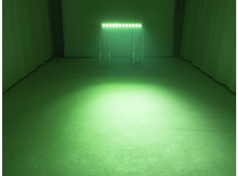 Eurolite LED BAR-12 QCL RGBW Bar 