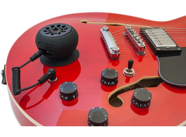 Fluid Audio Strum buddy Portabel guitar amp 