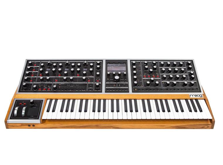 Moog One 16-stemmers analog synthesizer