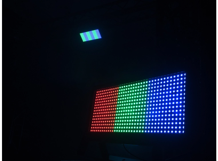 Eurolite LED Strobe SMD PRO 540 DMX RGB 