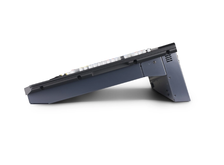 A&H WZ416:2 16 i 2 live-mikser med innebygde effekter 