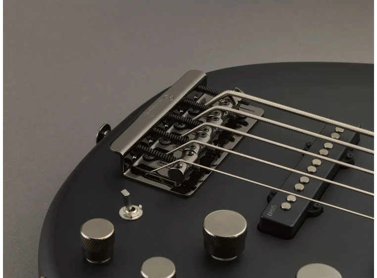 Yamaha BB735A MTBL 5-strengs gjennomsiktig matt svart 