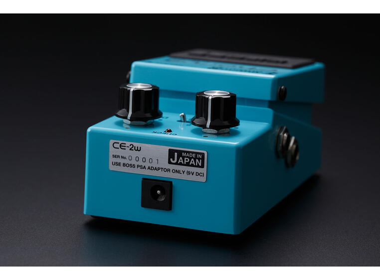 Boss CE-2W Chorus pedal Waza Craft
