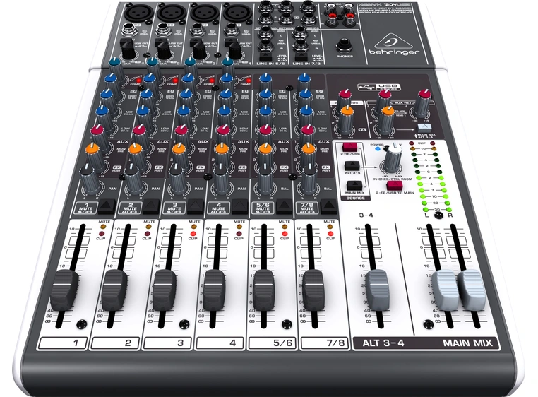 Behringer XENYX 1204USB * 