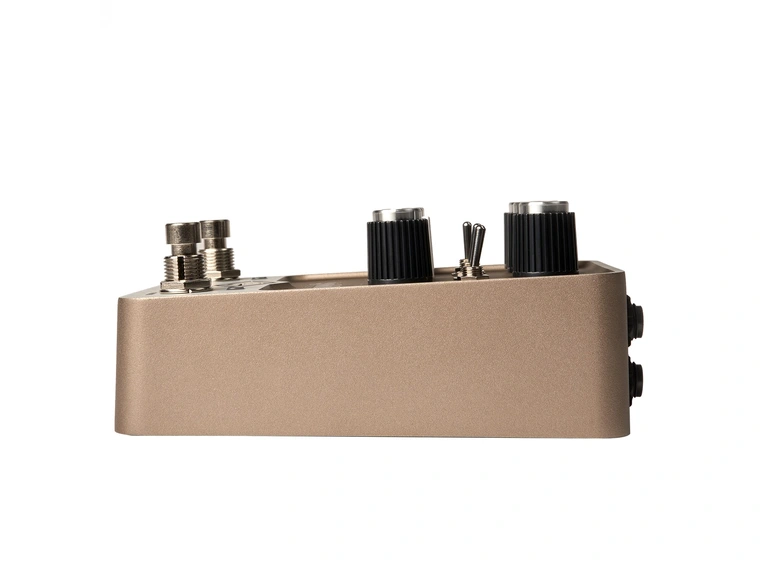 Universal Audio UAFX Golden Reverb Pedal 