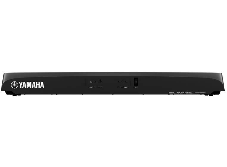 Yamaha DGX-670 svart utførelse 