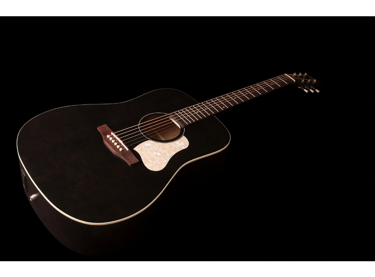 Art & Lutherie Americana Faded Black