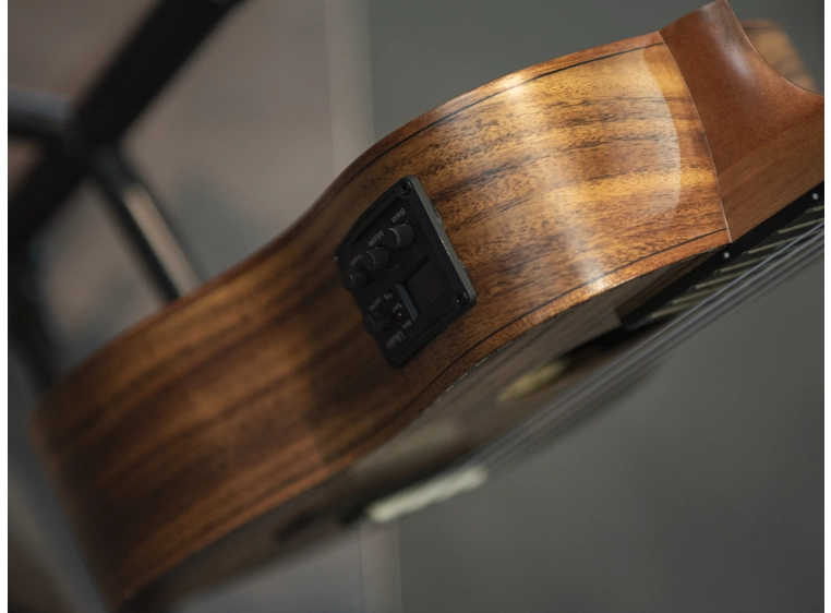 Dimavery UK-200 Tenor Ukulele, Koa 