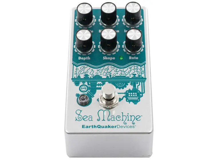 EarthQuaker devices Sea Machine V3 Super Chorus 