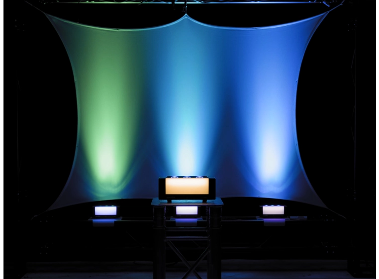 Eurolite AKKU Bar-3 Glow QCL Flex QuickDMX 