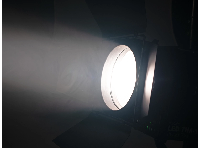 Eurolite LED THA-150F Theater-Spot 