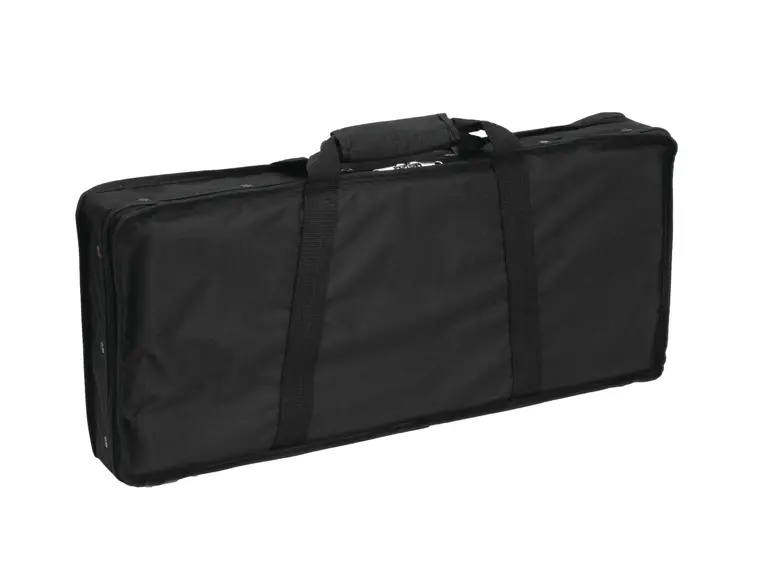 Eurolite SB-4C softbag with charger 