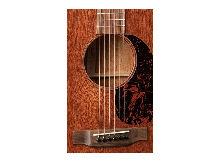 Martin D-15M m/etui 