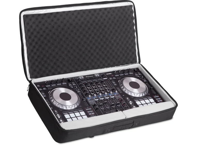 UDG Gear Urbanite Sleeve XL Black for MIDI Controller 