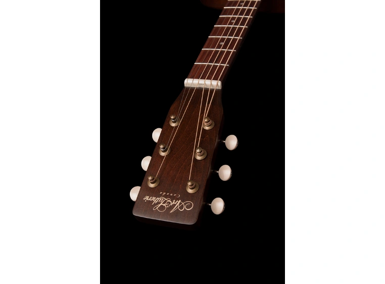 Art & Lutherie Legacy Bourbon Burst 