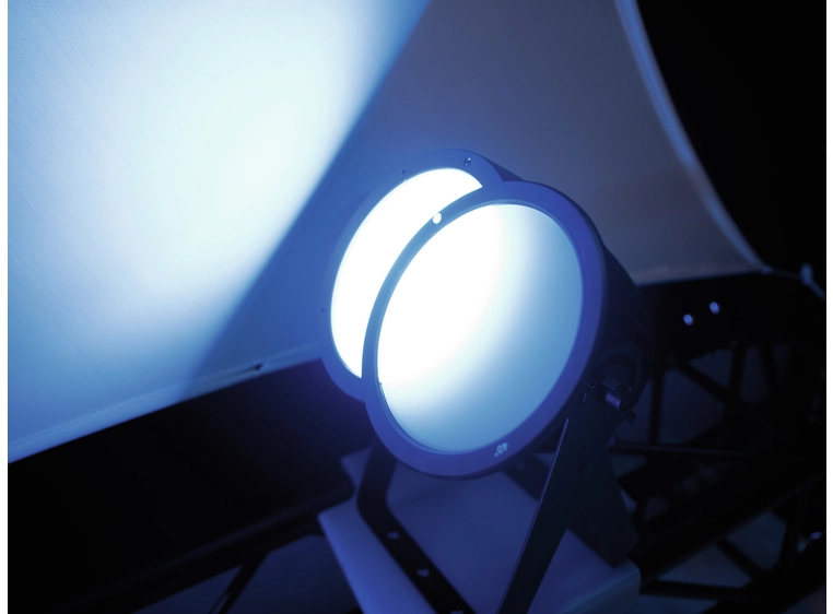 Eurolite LED Theatre COB 200 RGB+WW 