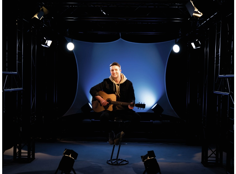 Eurolite LED Theatre COB 200 RGB+WW 