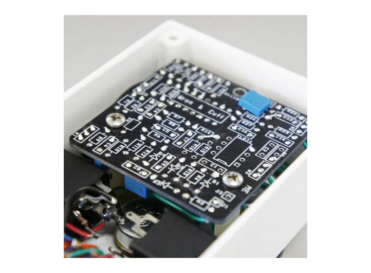 Wren and Cuff Tri Pie '70 Fuzz 