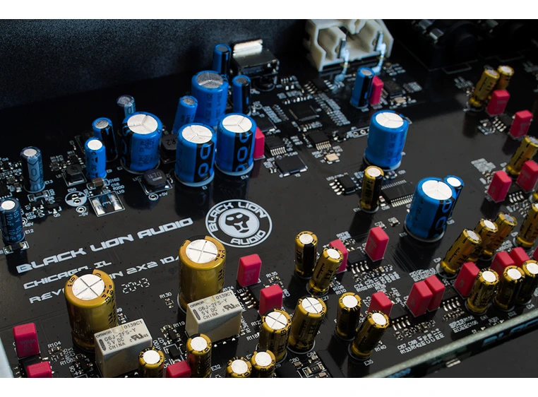 Black Lion Revolution 2x2 