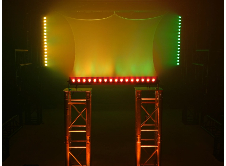 Eurolite LED IP T-Bar 16 QCL Bar 