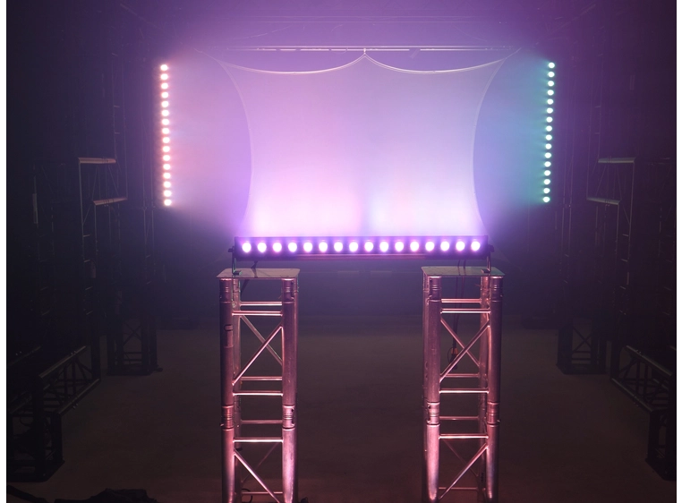 Eurolite LED IP T-Bar 16 QCL Bar 