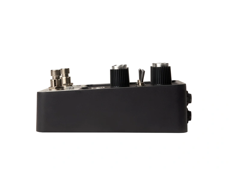 Universal Audio UAFX Starlight Delay Pedal 
