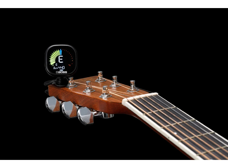 Boss TU-05 Premium clip-on tuner fargeskjerm, ulike stemmemoduser, ladbar 