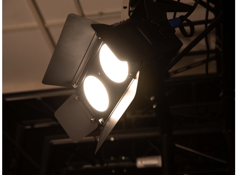 Eurolite LED CBB-2 WW/CW fair light 