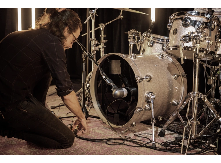 Shure Beta52A microphone dynamic bass drum 