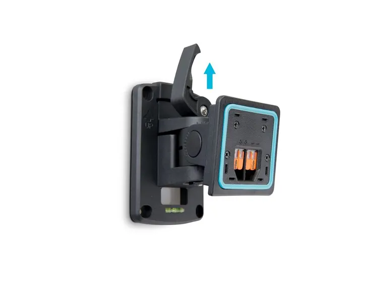 Apart Høyttaler 4.25" 2Veis kab 8ohm/70W, Sort, Brakett, KUN PAR 