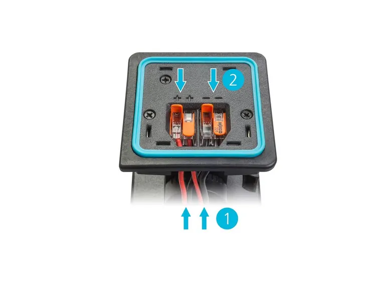 Apart Høyttaler 4.25" 2Veis kab 8ohm/70W, Sort, Brakett, KUN PAR 