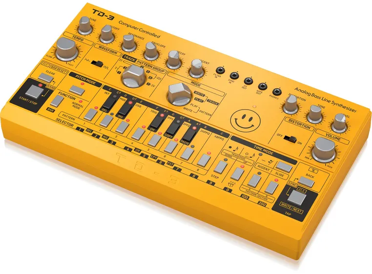 Behringer TD-3-AM Analog Bass Line Synthesizer 