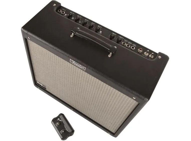Fender Hot Rod DeVille ML 212 svart 
