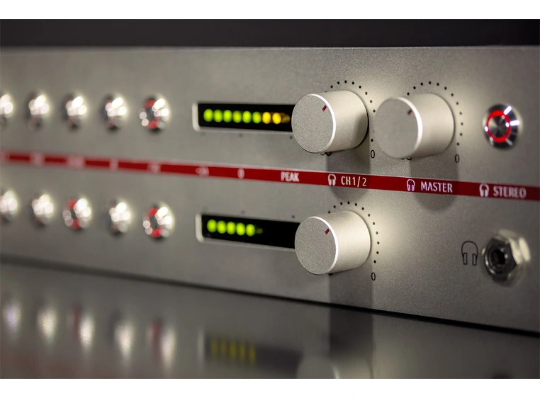Neumann V 402 2-channel Preamp 