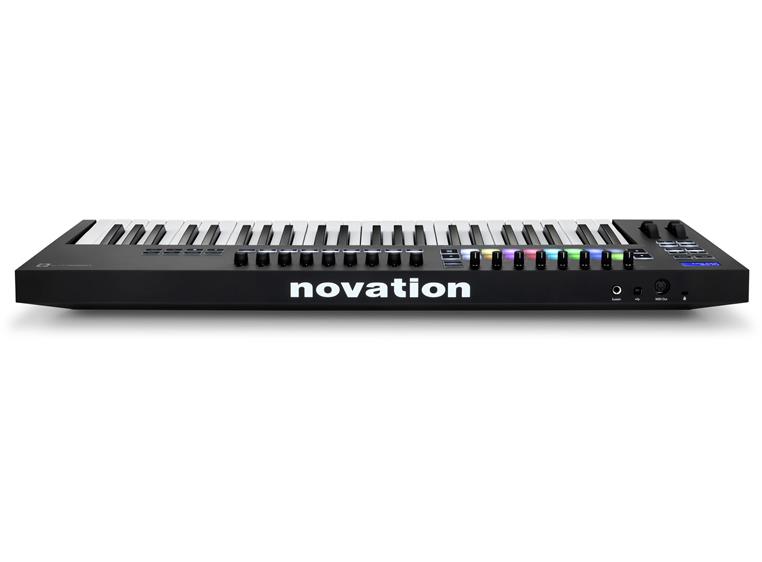 Novation LaunchKey 49 MK3 49 keys, 16 pads
