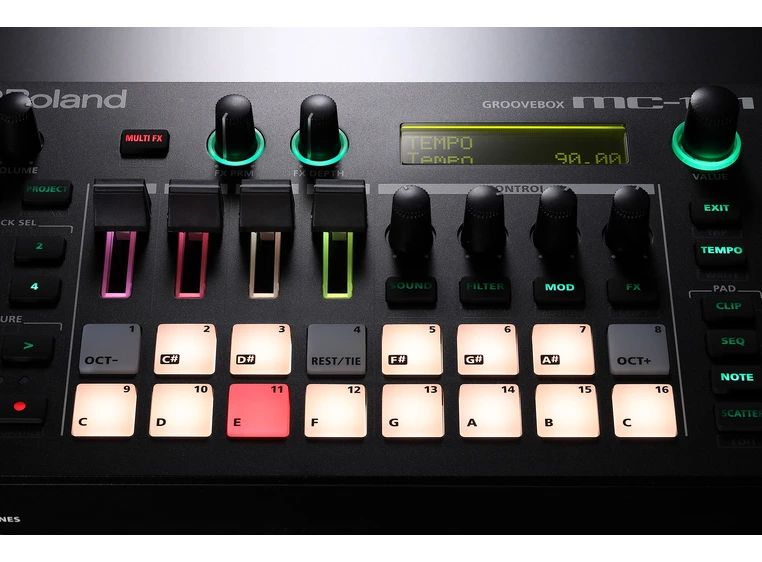 Roland MC-101 GROOVEBOX Music Workstation 