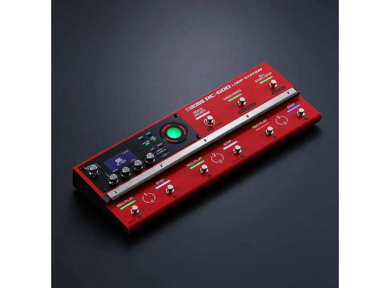 Boss RC-600 6 track pedal looper 