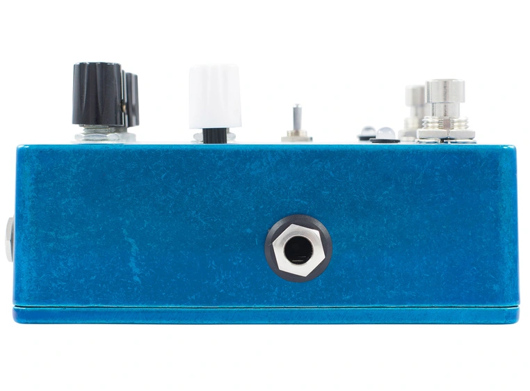 EarthQuaker devices Avalanche Run V2 Stereo Reverb & Delay with Tap Tempo 