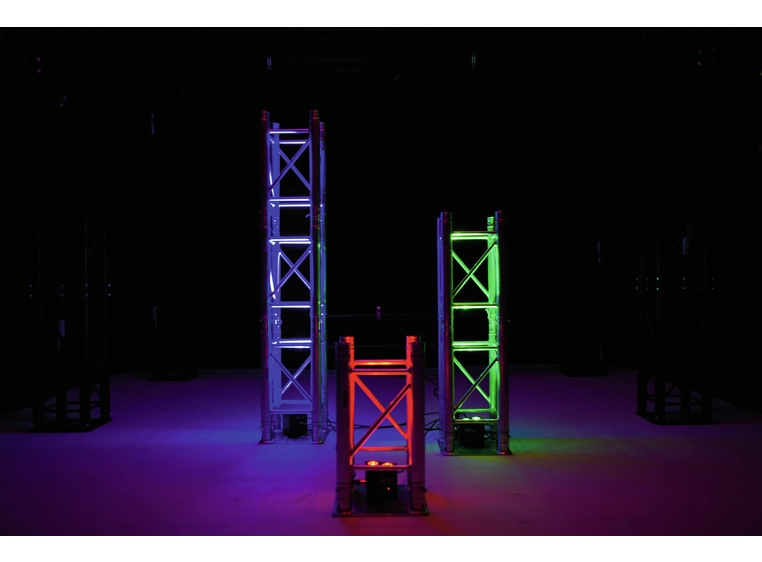 Eurolite LED TL-3 RGB+UV Trusslight 