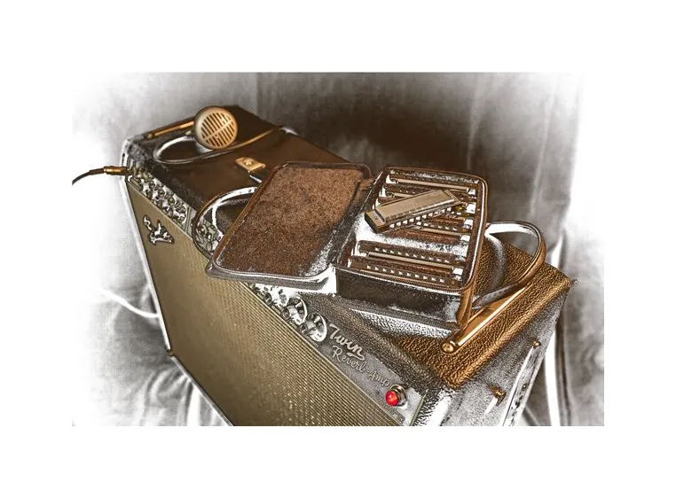 Fender Blues Deluxe Harmonica, Pack of 7, with Case 